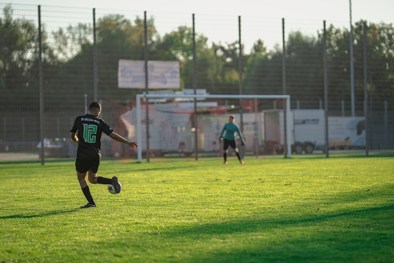 Jogador profissional de futebol e as faculdades americanas