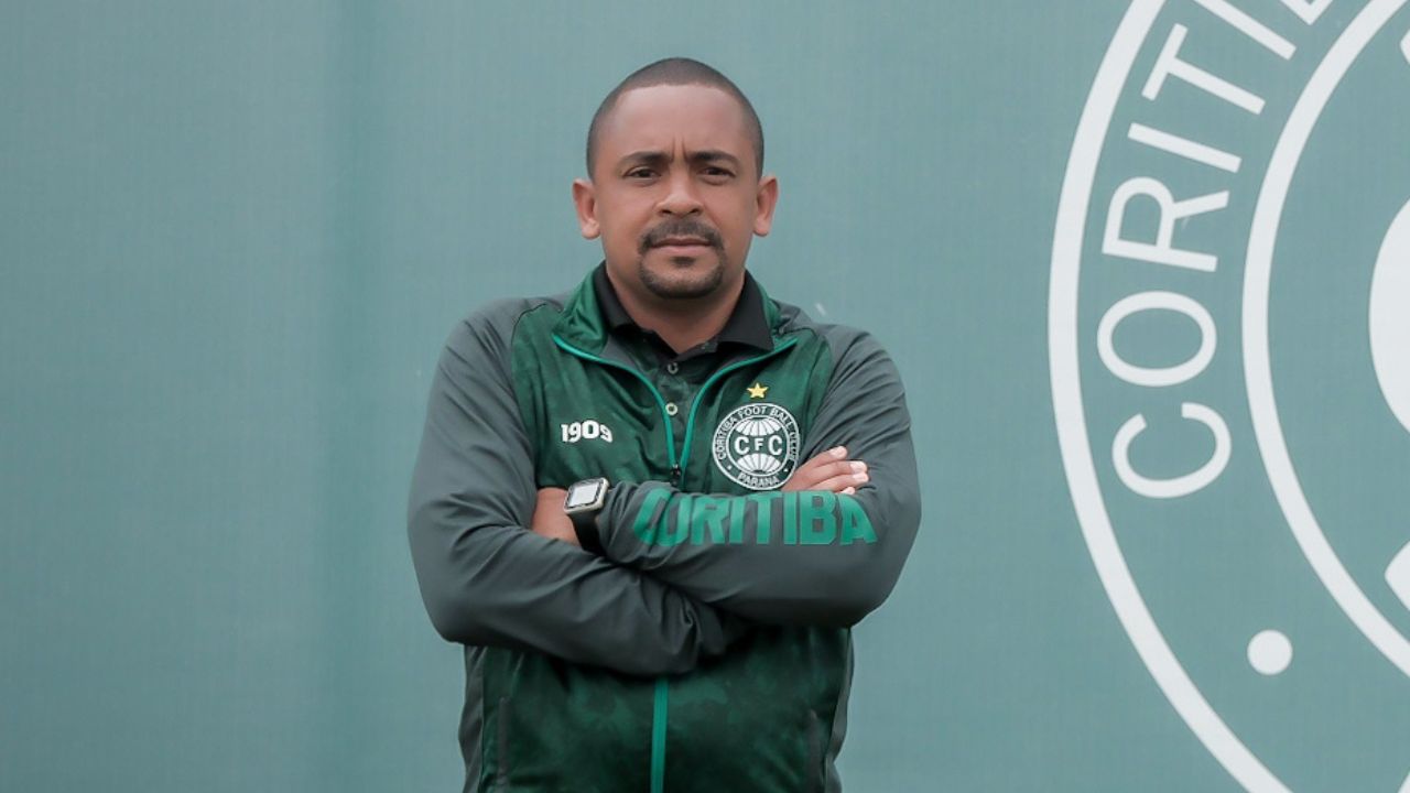 Coritiba anuncia treinador para a categoria sub-15